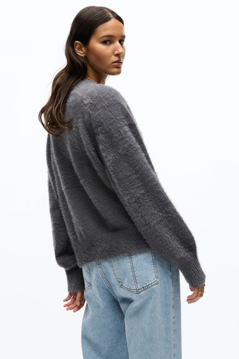 Mila Knit Shadow