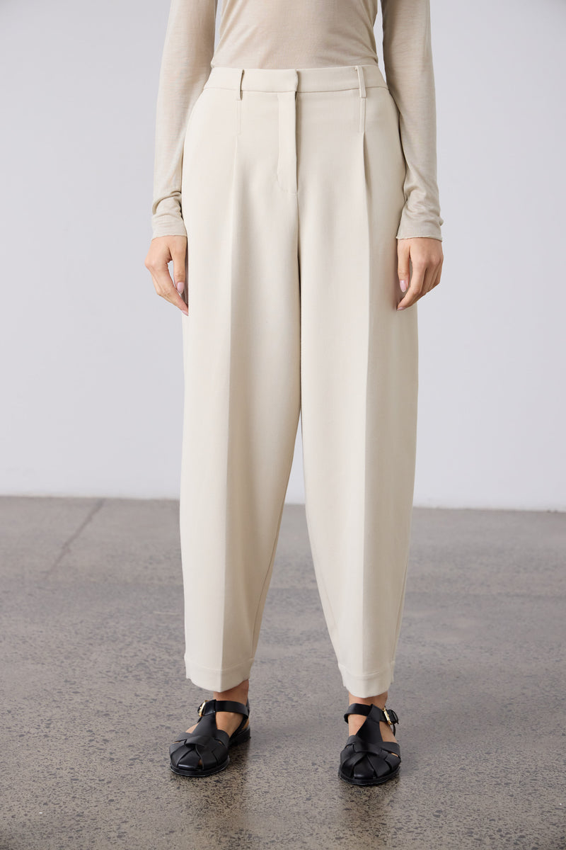 Britta Barrel Leg Trouser