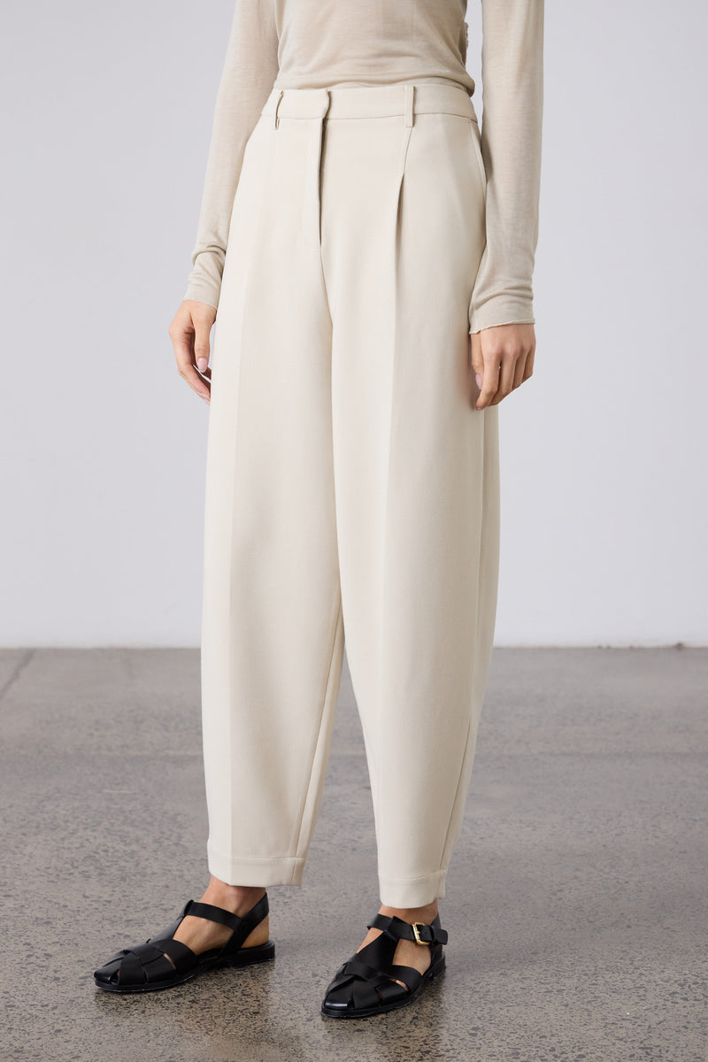 Britta Barrel Leg Trouser