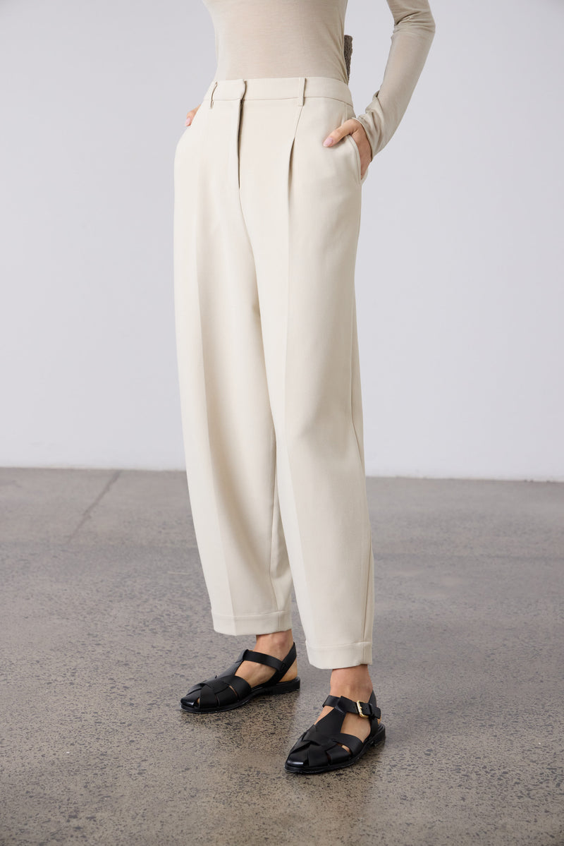 Britta Barrel Leg Trouser